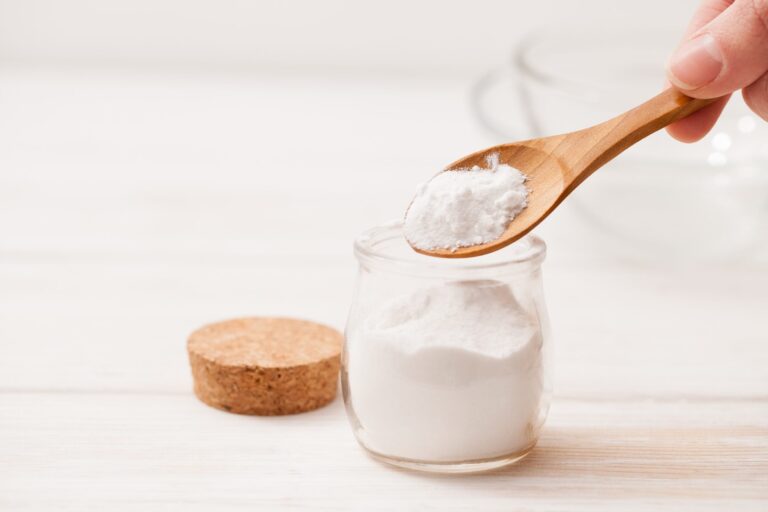 Baking Soda Trick for Weight Loss: What Science Says About the Viral Trend